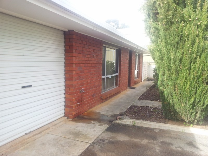 4/4 Jane Street, Smithfield SA 5114