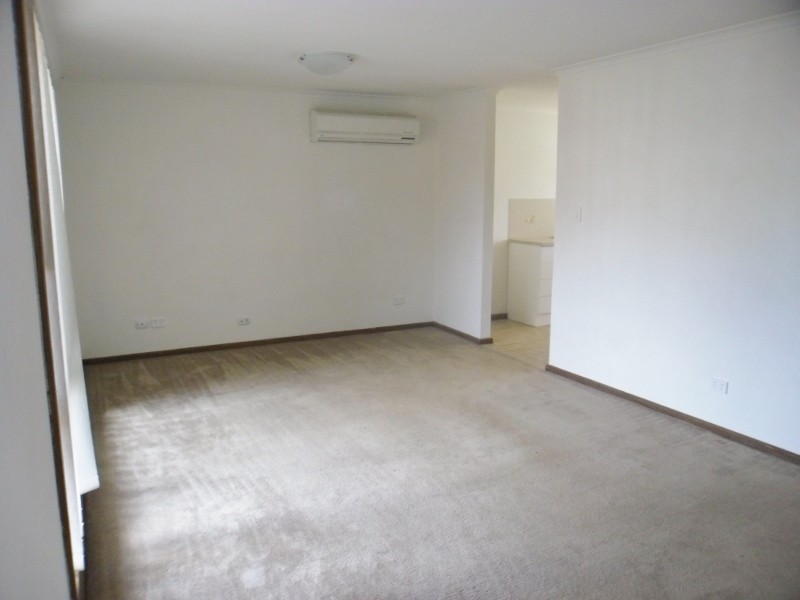 4/4 Jane Street, Smithfield SA 5114