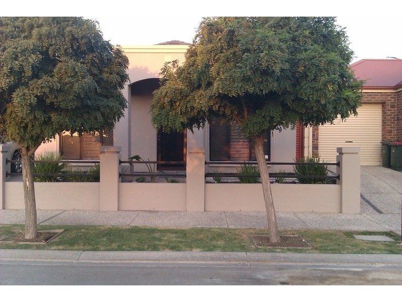 30a Mallard Crescent, Mawson Lakes SA 5095