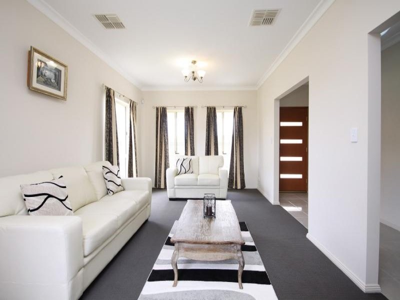 3 Martinique Walk, Mawson Lakes SA 5095