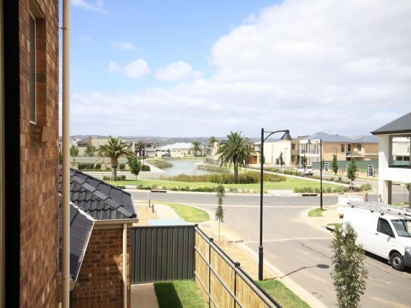 3 Martinique Walk, Mawson Lakes SA 5095