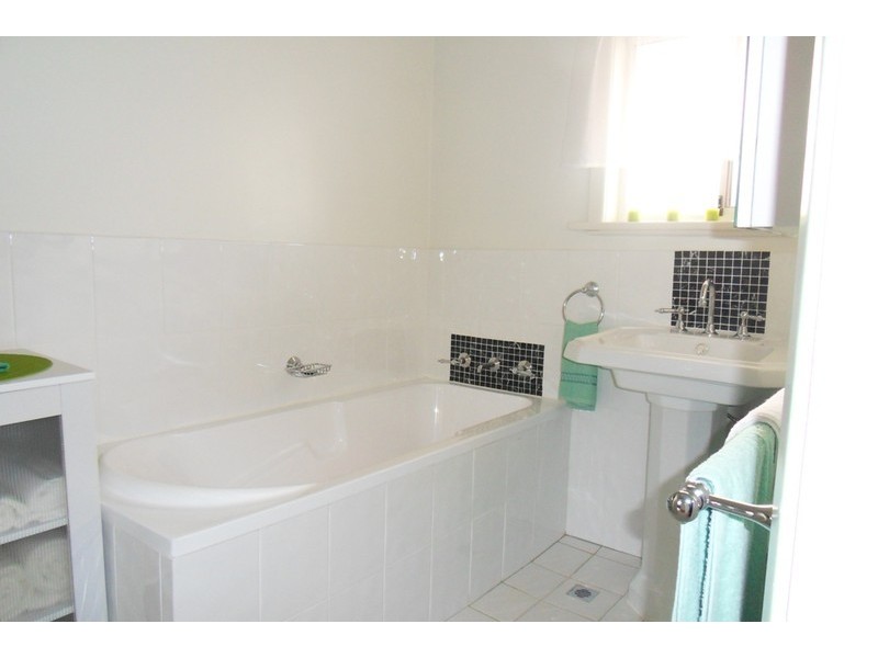 17 Winzor Street, Salisbury SA 5108