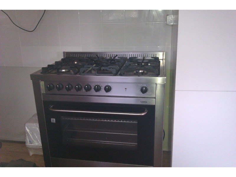 24 Raymond Road, Para Hills SA 5096