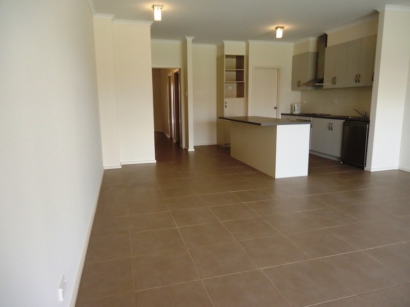 30 Nelson Crescent, Mawson Lakes SA 5095
