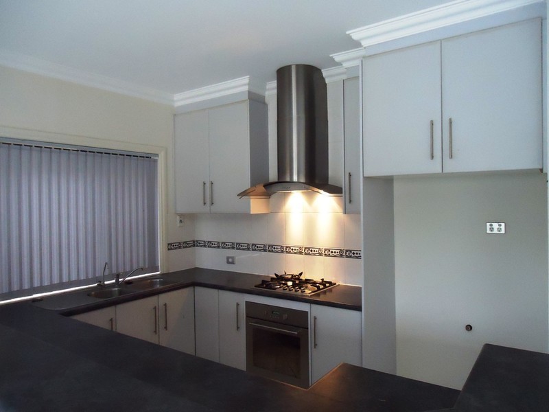 7 Lord Howe Crescent, Mawson Lakes SA 5095