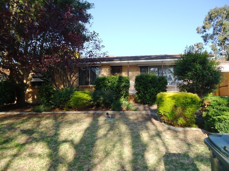 35 Boronia Drive, Hope Valley SA 5090