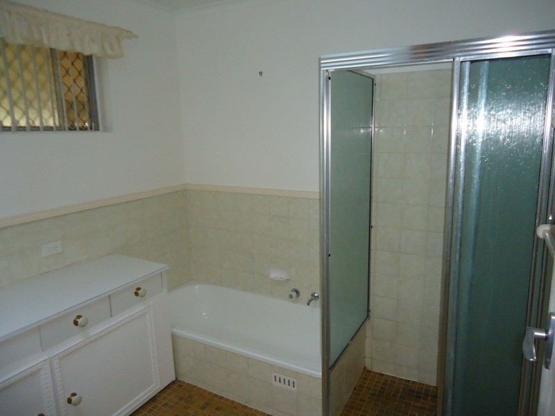 35 Boronia Drive, Hope Valley SA 5090