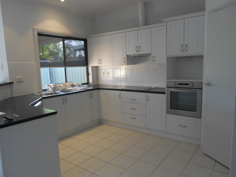 5  Chapman Court, Mawson Lakes SA 5095