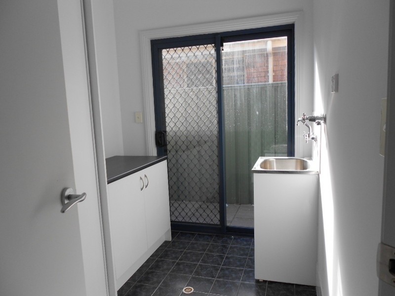 5  Chapman Court, Mawson Lakes SA 5095