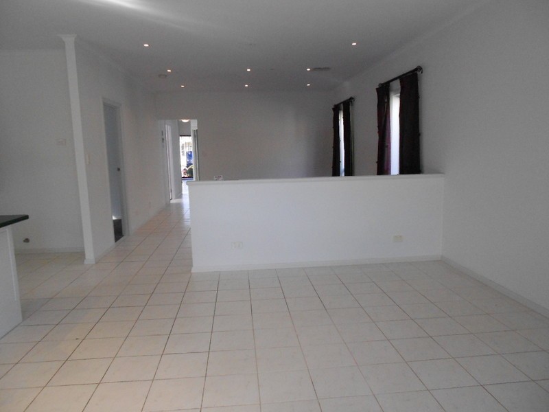 5  Chapman Court, Mawson Lakes SA 5095