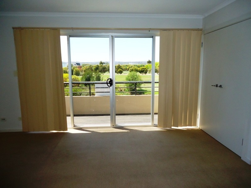 U3/35  Warehouse Lane, Mawson Lakes SA 5095