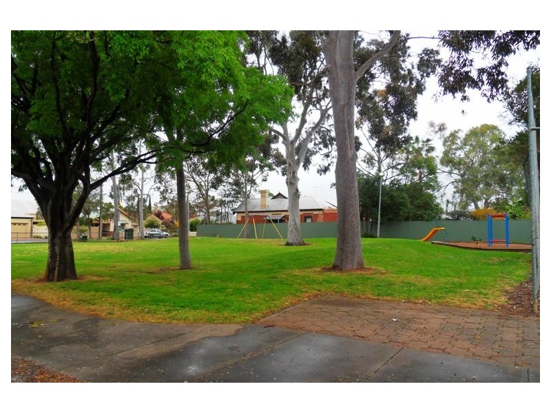 8 Alexander Street, Evandale SA 5069