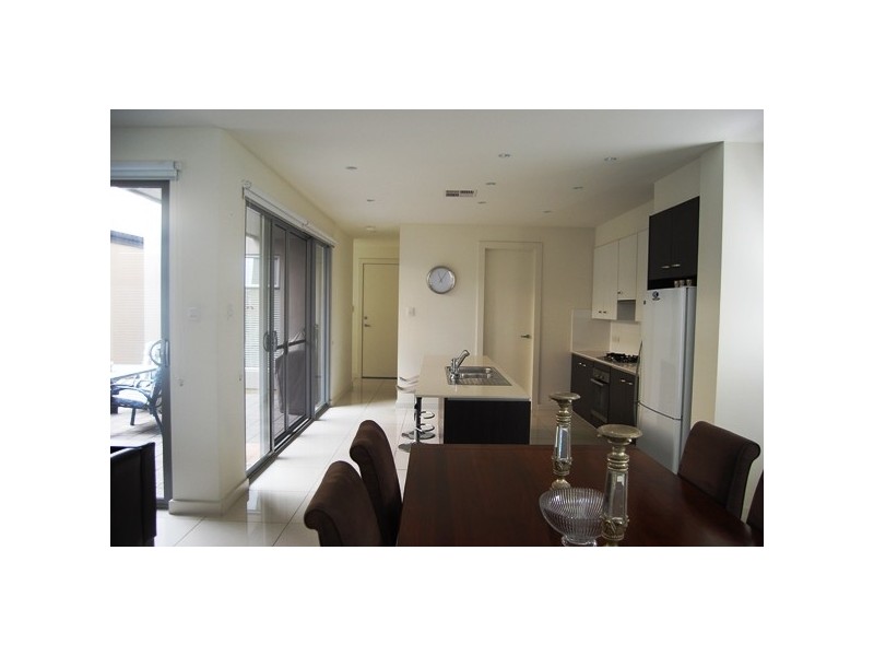 25 Adeline Street, Mawson Lakes SA 5095