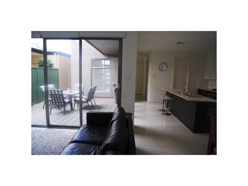 25 Adeline Street, Mawson Lakes SA 5095