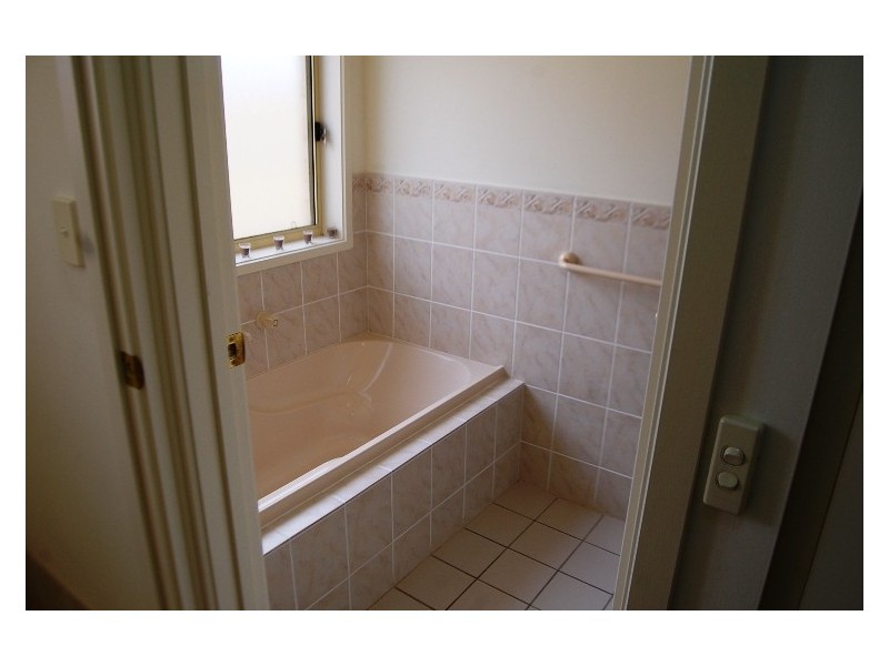 2 Enterprise Circuit, Andrews Farm SA 5114