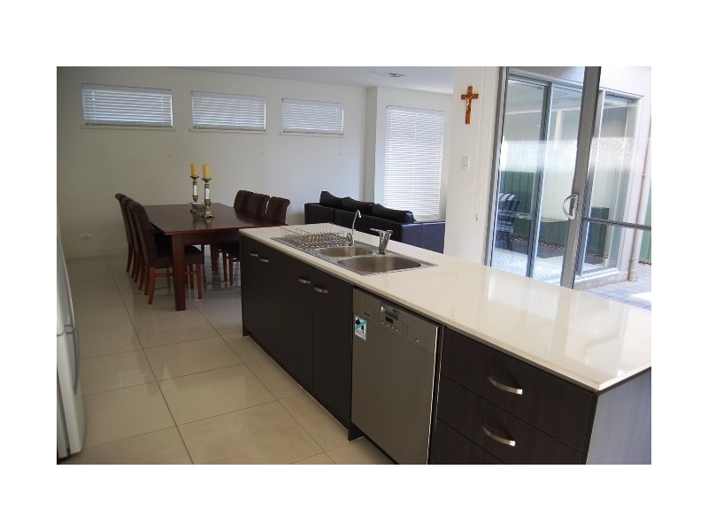 25 Adeline Street, Mawson Lakes SA 5095