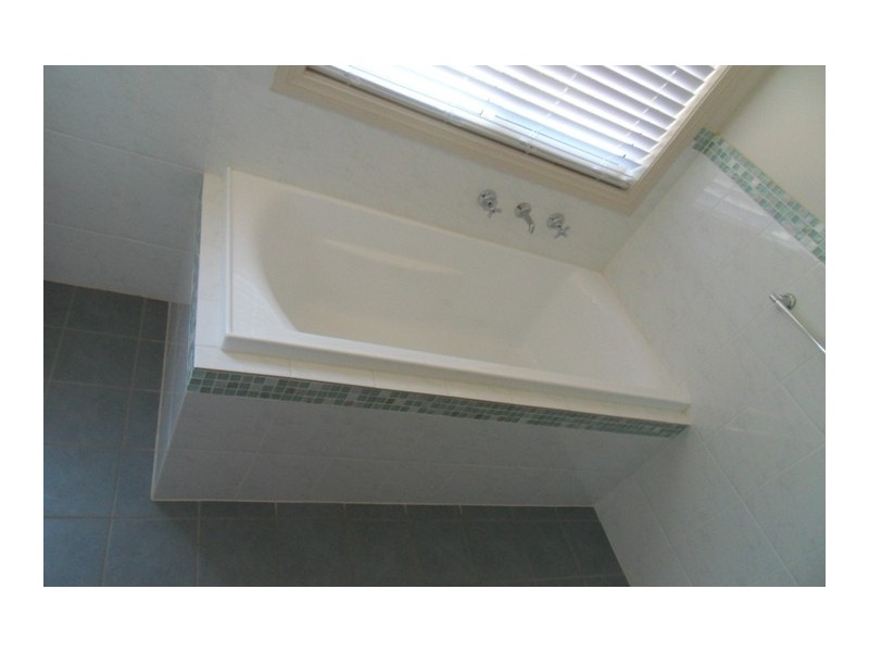 4 Mowbray Street, Mawson Lakes SA 5095