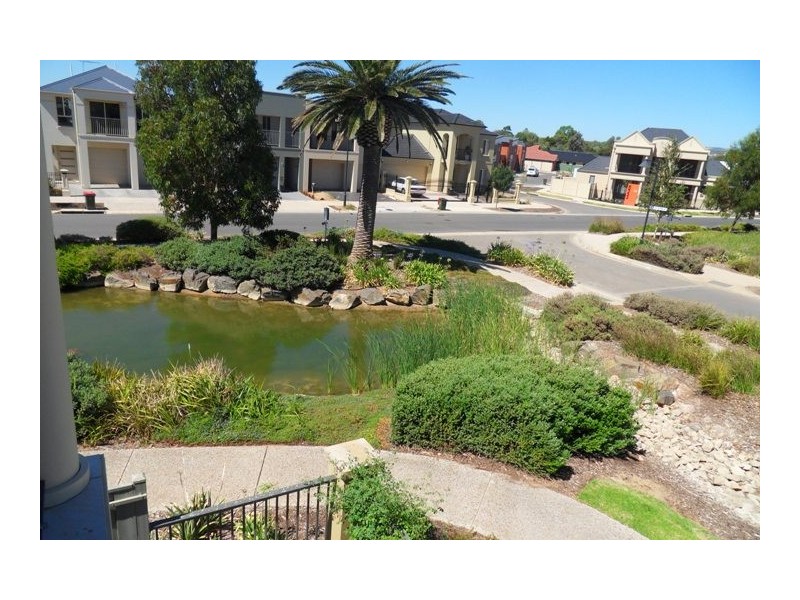 4 Mowbray Street, Mawson Lakes SA 5095