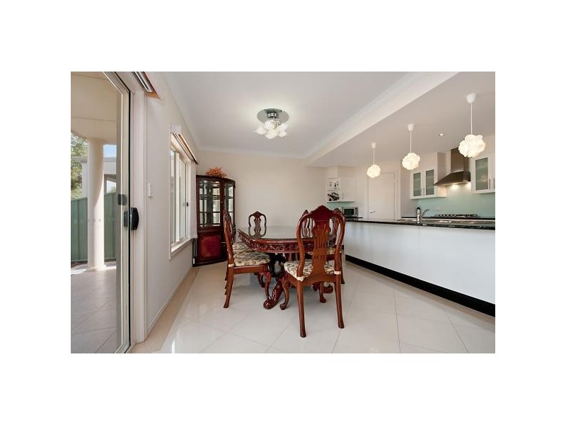 4 Mowbray Street, Mawson Lakes SA 5095