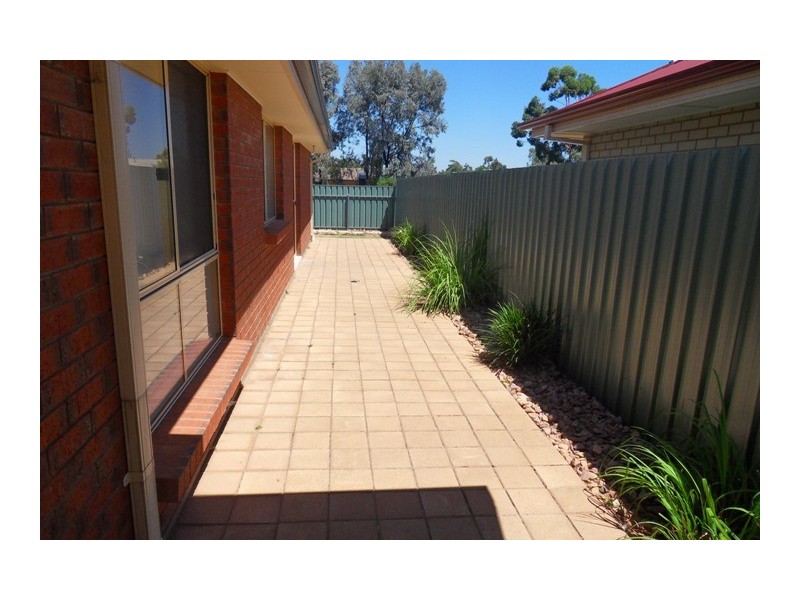 16 Orange Parade, Munno Para West SA 5115