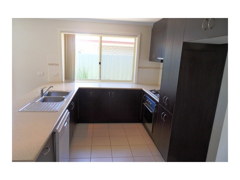 16 Orange Parade, Munno Para West SA 5115