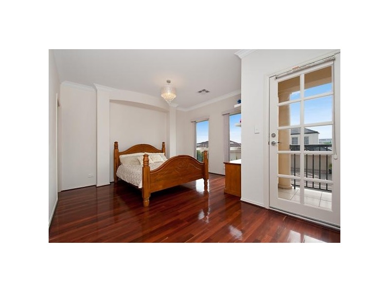 4 Mowbray Street, Mawson Lakes SA 5095