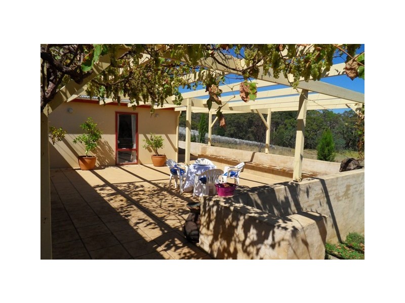 402 Deloraine Road, Kersbrook SA 5231
