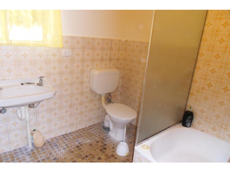 unit 2/1 Henry, Rosewater SA 5013