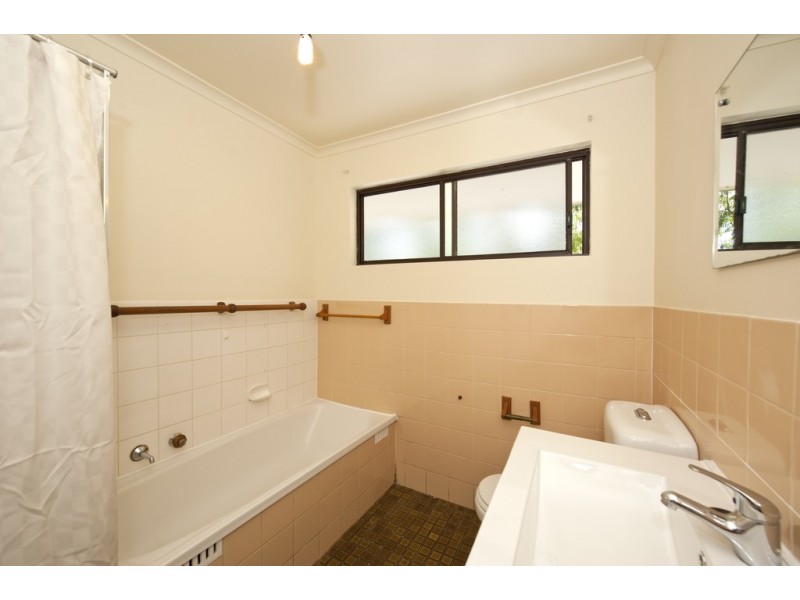 13 Boronia court, Paradise SA 5075