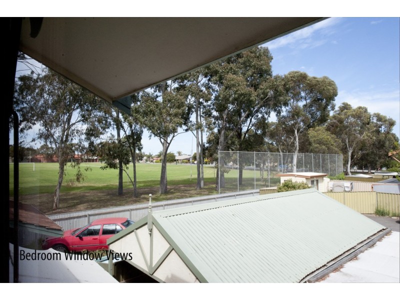 13 Boronia court, Paradise SA 5075