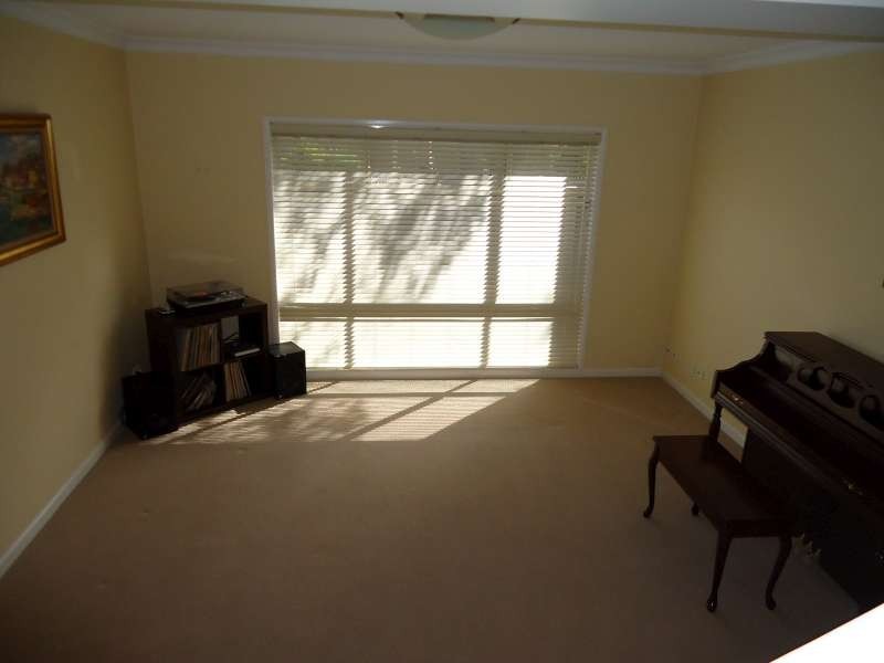 3 Creekview  Drive, Mawson Lakes SA 5095