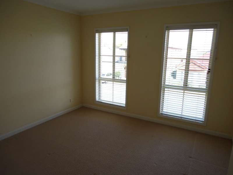 3 Creekview  Drive, Mawson Lakes SA 5095