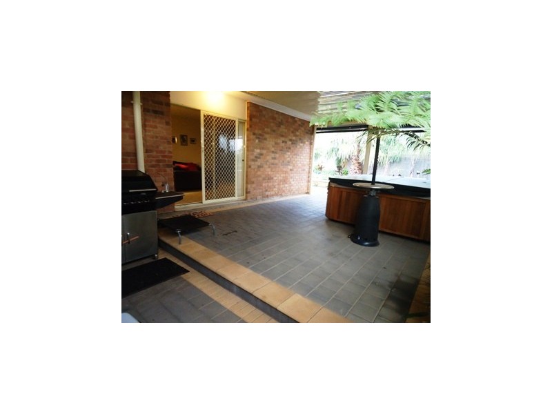 23 Selway Place, Evanston Park SA 5116