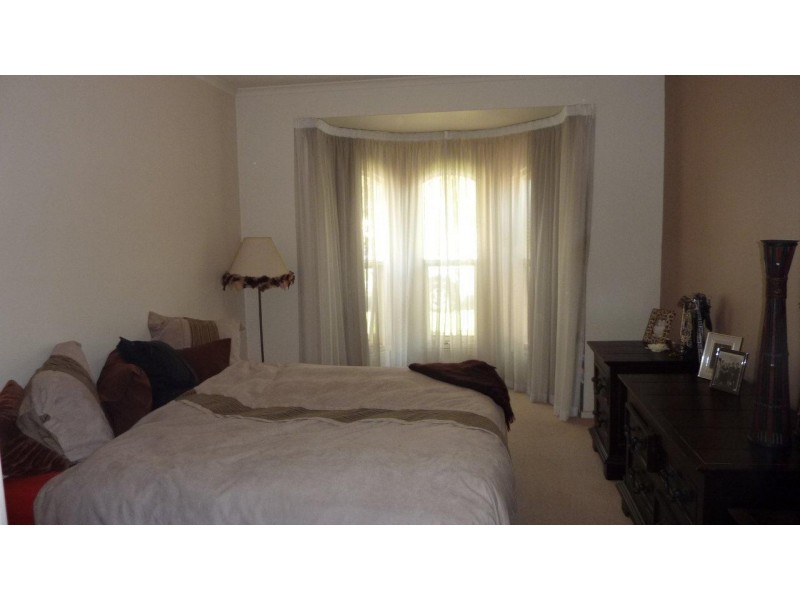 5 Egret, Mawson Lakes SA 5095