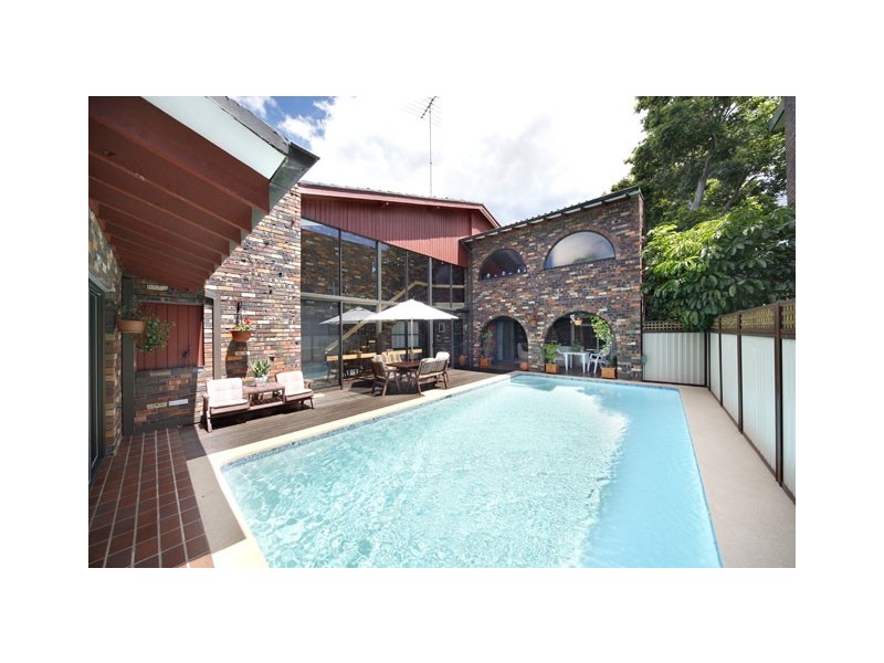 10 Gow Avenue, Lilli Pilli NSW 2229