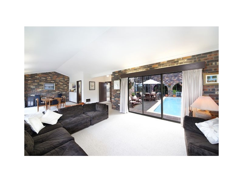 10 Gow Avenue, Lilli Pilli NSW 2229