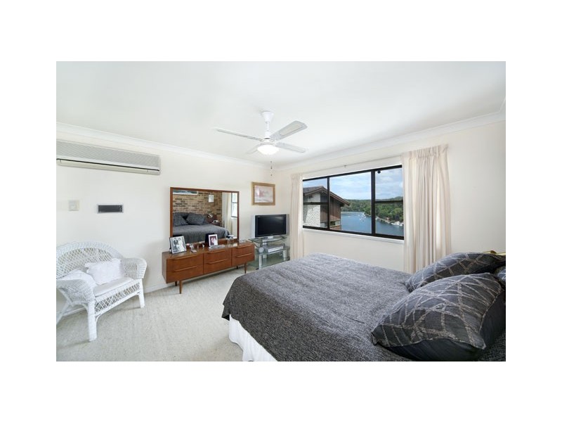 17 Flat Rock Road, Gymea Bay NSW 2227