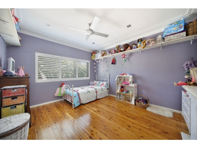 67 Gannons Rd, Caringbah NSW 2229