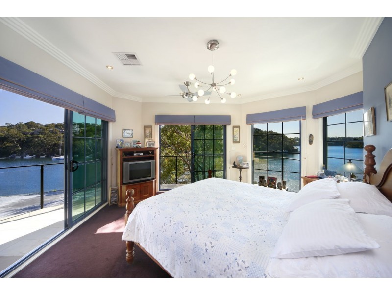 44 Kingfisher Cres, Grays Point NSW 2232