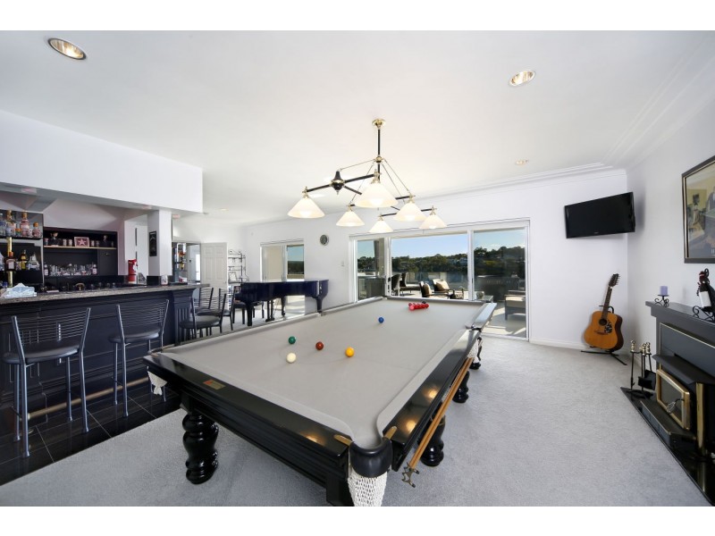 409 Willarong Road, Caringbah South NSW 2229