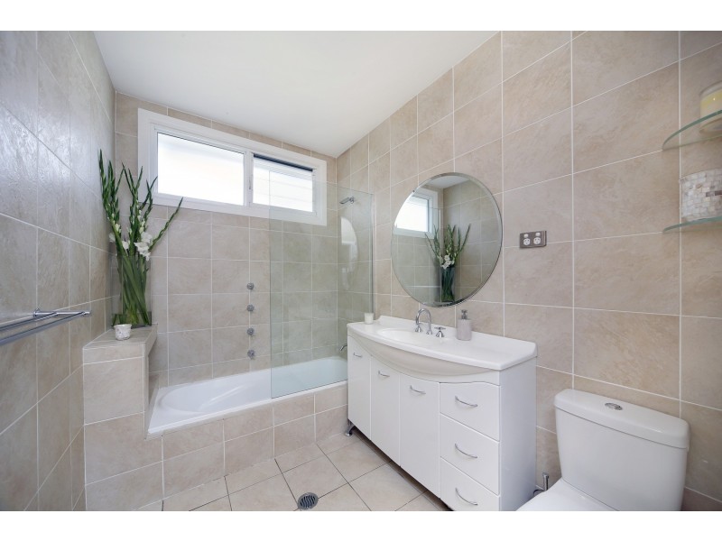 8 Kanoona Street, Caringbah South NSW 2229