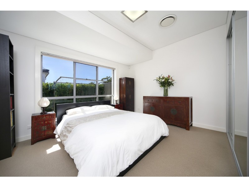 2/104-106 Gannons Road, Caringbah South NSW 2229