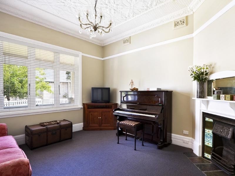 45 Samuel Terry Avenue (enter off Milroy Ave), Kensington NSW 2033