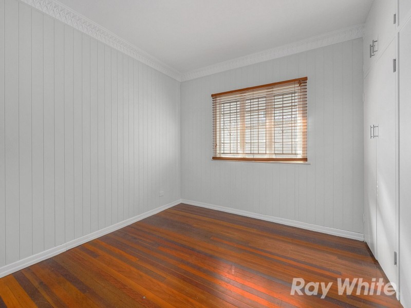 9 Sixth Avenue, Windsor QLD 4030
