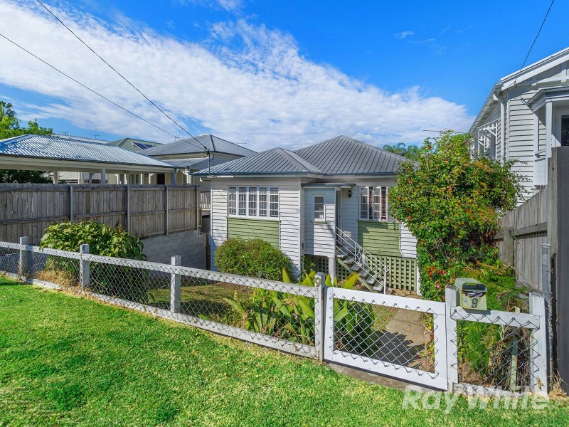 9 Sixth Avenue, Windsor QLD 4030
