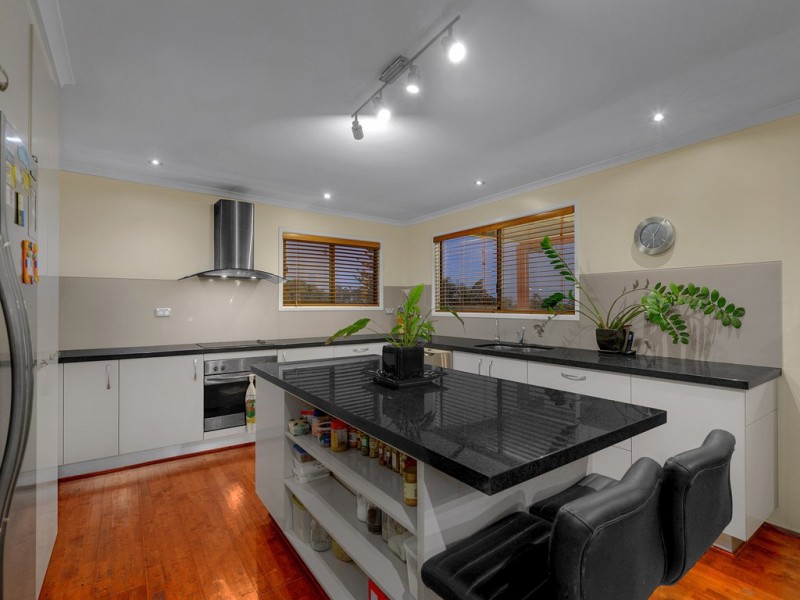 22 Westcliffe Street, Banyo QLD 4014