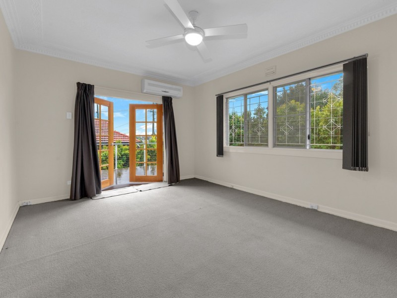 134 Hamilton Road, Wavell Heights QLD 4012