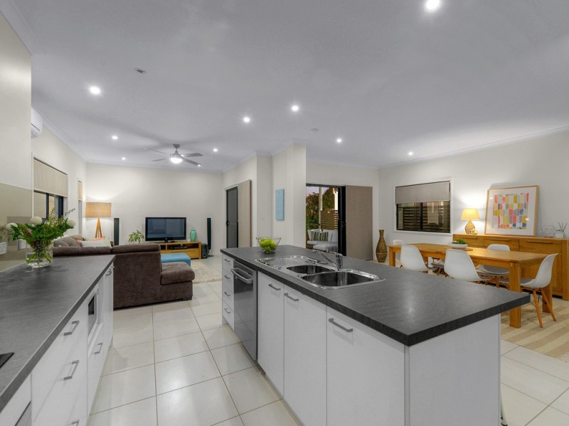 314 Rode Road, Wavell Heights QLD 4012