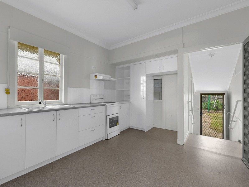 33 Acacia Ave, Northgate QLD 4013