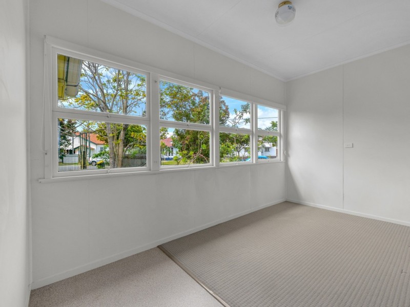 33 Acacia Ave, Northgate QLD 4013